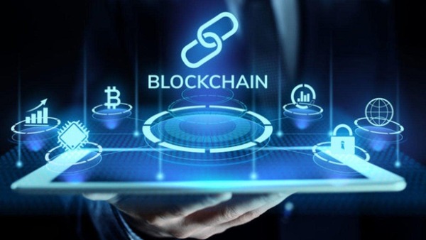 Blockchain là công nghệ cơ sở dữ liệu lưu trữ thông tin trong các khối (block).
